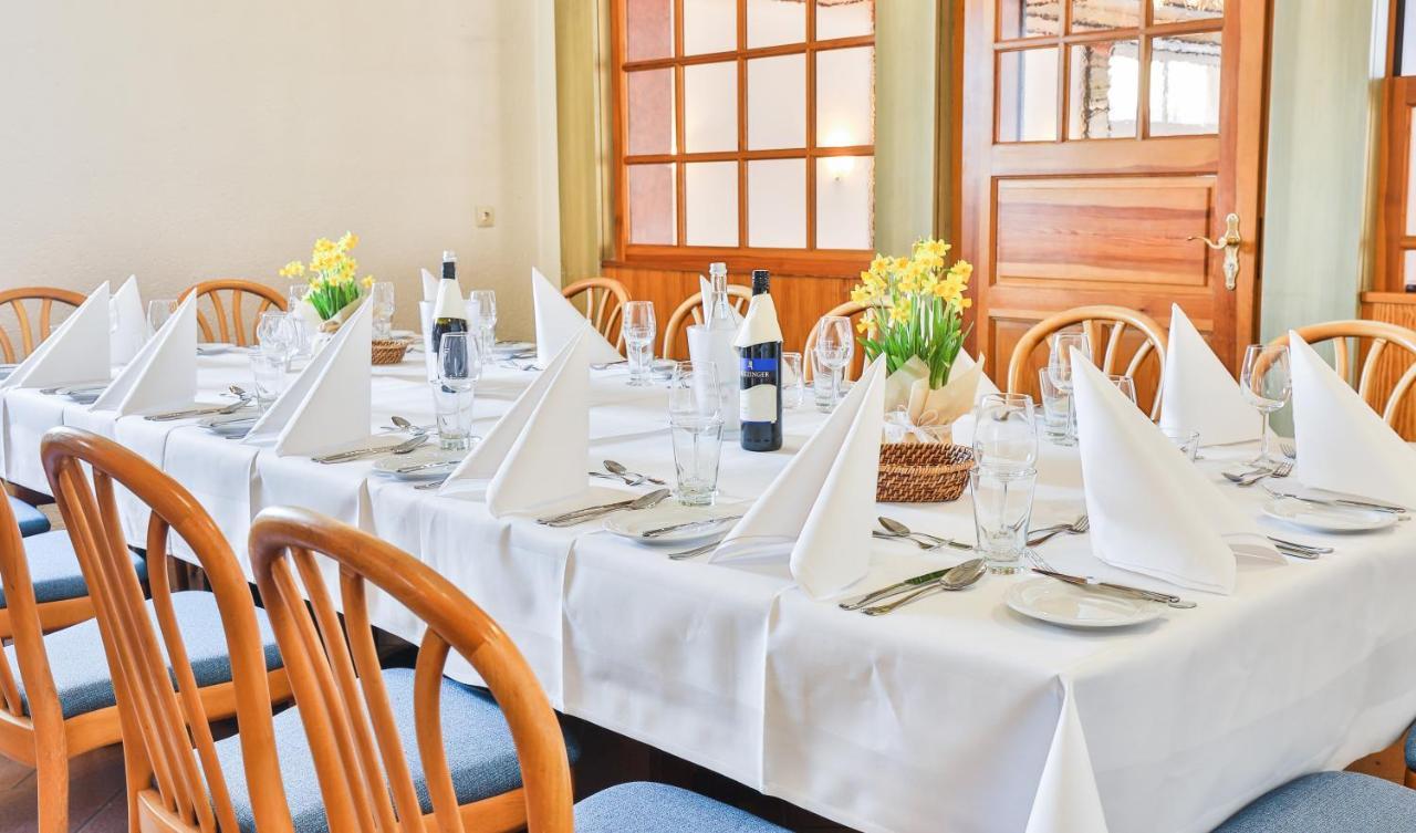 Hotel-Gasthaus "Krone" Boetzingen エクステリア 写真
