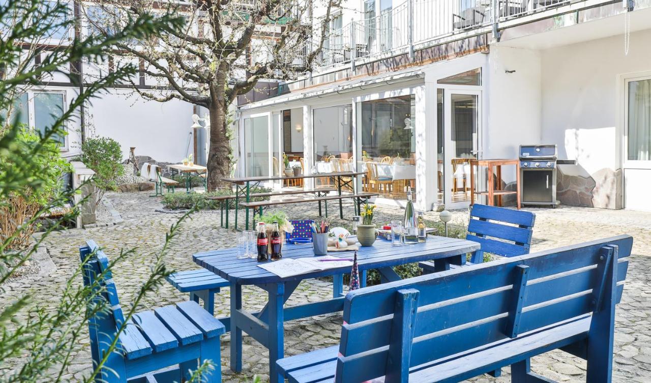 Hotel-Gasthaus "Krone" Boetzingen エクステリア 写真