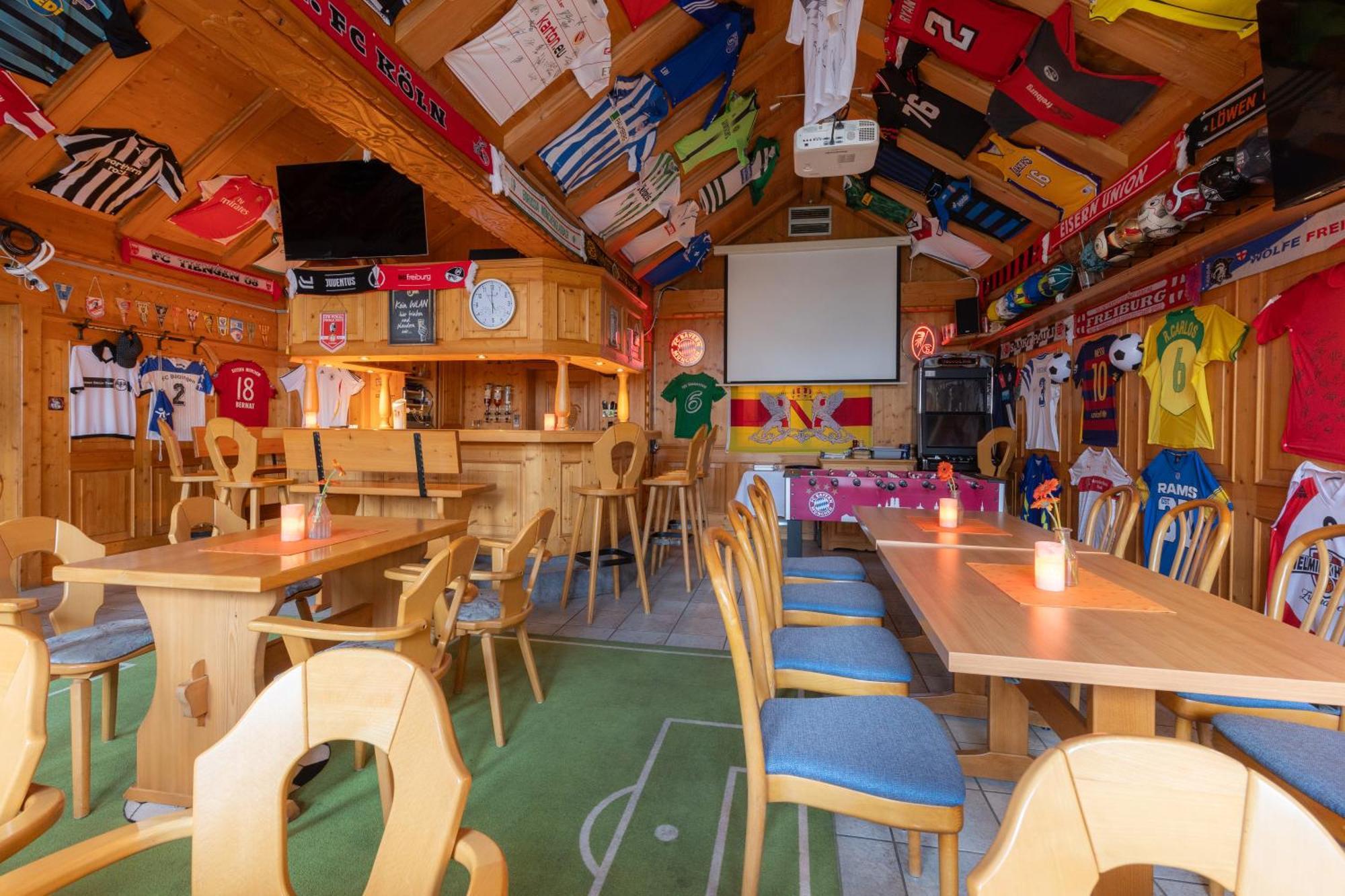 Hotel-Gasthaus "Krone" Boetzingen エクステリア 写真